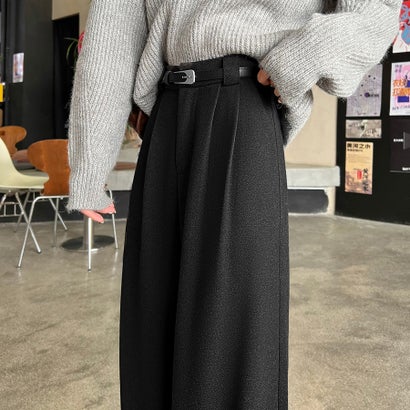 ドゥー ベル Doux Belle タック入りワイドパンツ レディース パンツ （ダークグレー）｜詳細画像