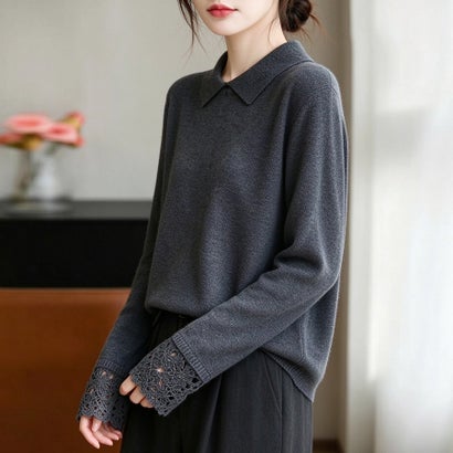 ドゥー ベル Doux Belle 襟付き袖口花柄レースカフス長袖ニットプルオーバー レディース トップス （ダークグレー）｜詳細画像