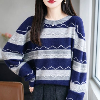 ドゥー ベル Doux Belle ウェーブ刺繍ライン配色ボーダー長袖クルーネックニット レディース トップス （ネイビー）｜詳細画像