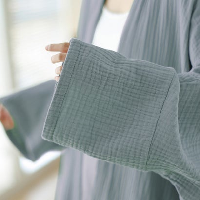 ガーゼ調ノーカラー長袖カーディガンガウン レディース トップス （ホワイト）｜詳細画像
