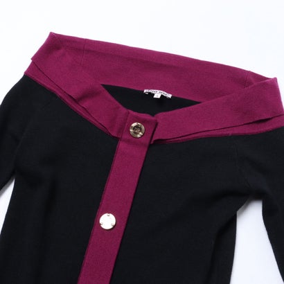 フロントボタンポイントバイカラーオフショルニットワンピース （BLACK×PURPLE）｜詳細画像