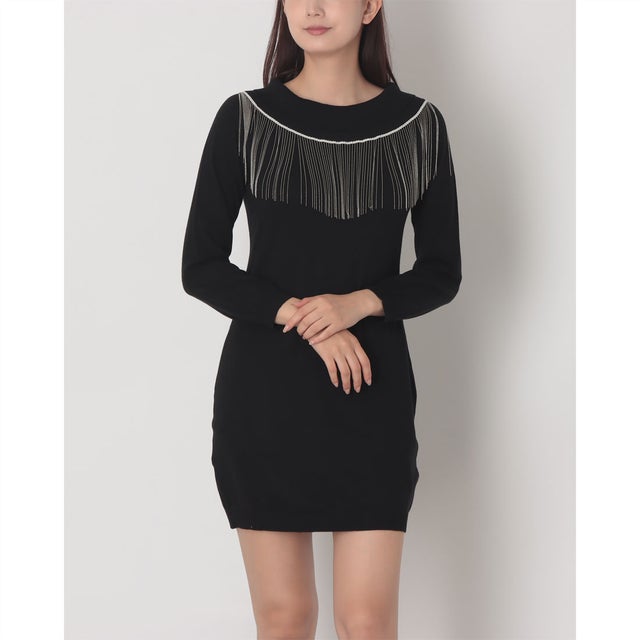 フリンジボールチェーンポイントオフショルニットワンピース （BLACK）