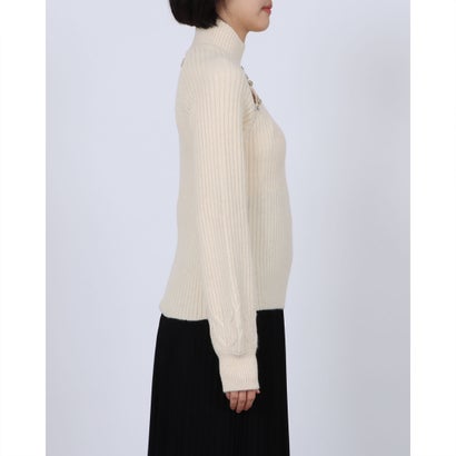 スタッズポイントカットアウトハイネックニット （IVORY）｜詳細画像