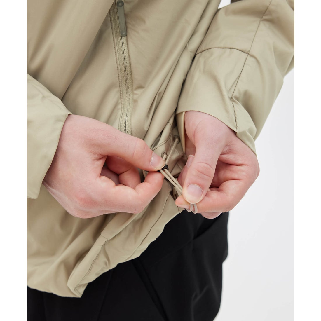 DESCENTE ALLTERRAIN 【81】インシュレーションパーカー -デサント 