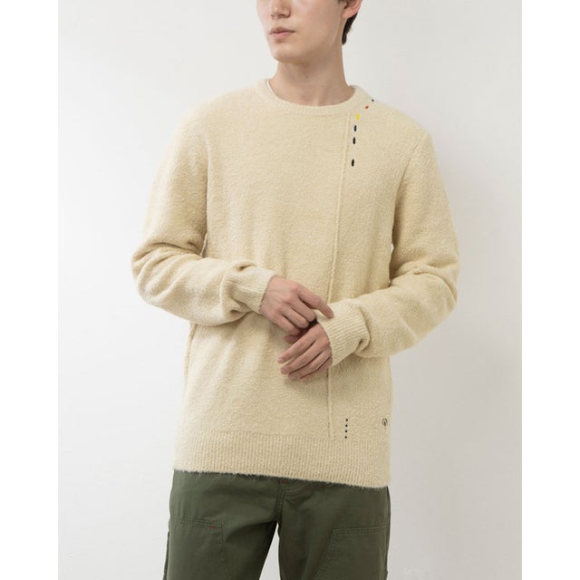 
                    刺繍 ウールセーター （ホワイト）