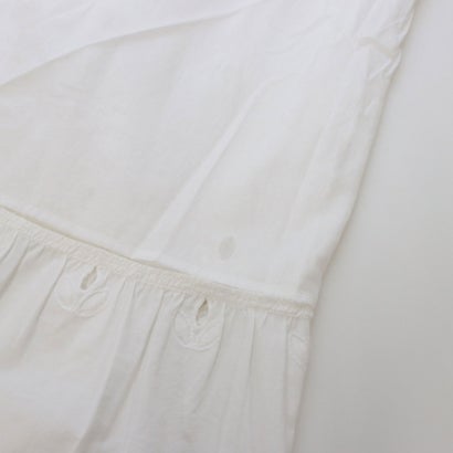 デシグアル Desigual スイス刺繍 ミディスカート （ホワイト）｜詳細画像