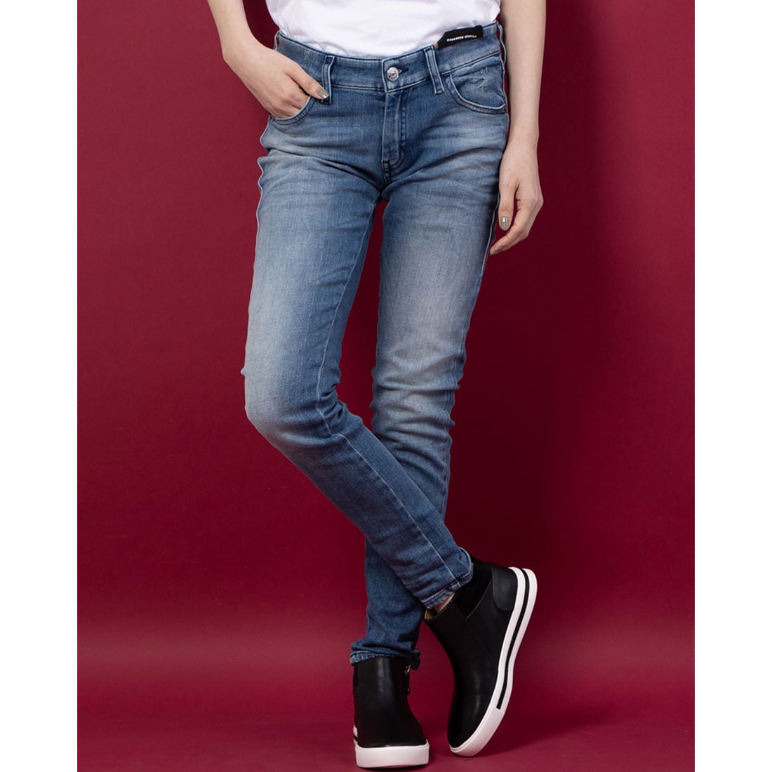 ディーゼル DIESEL スリムストレートデニム （INDIGO）SLANDY-LOW L.32
