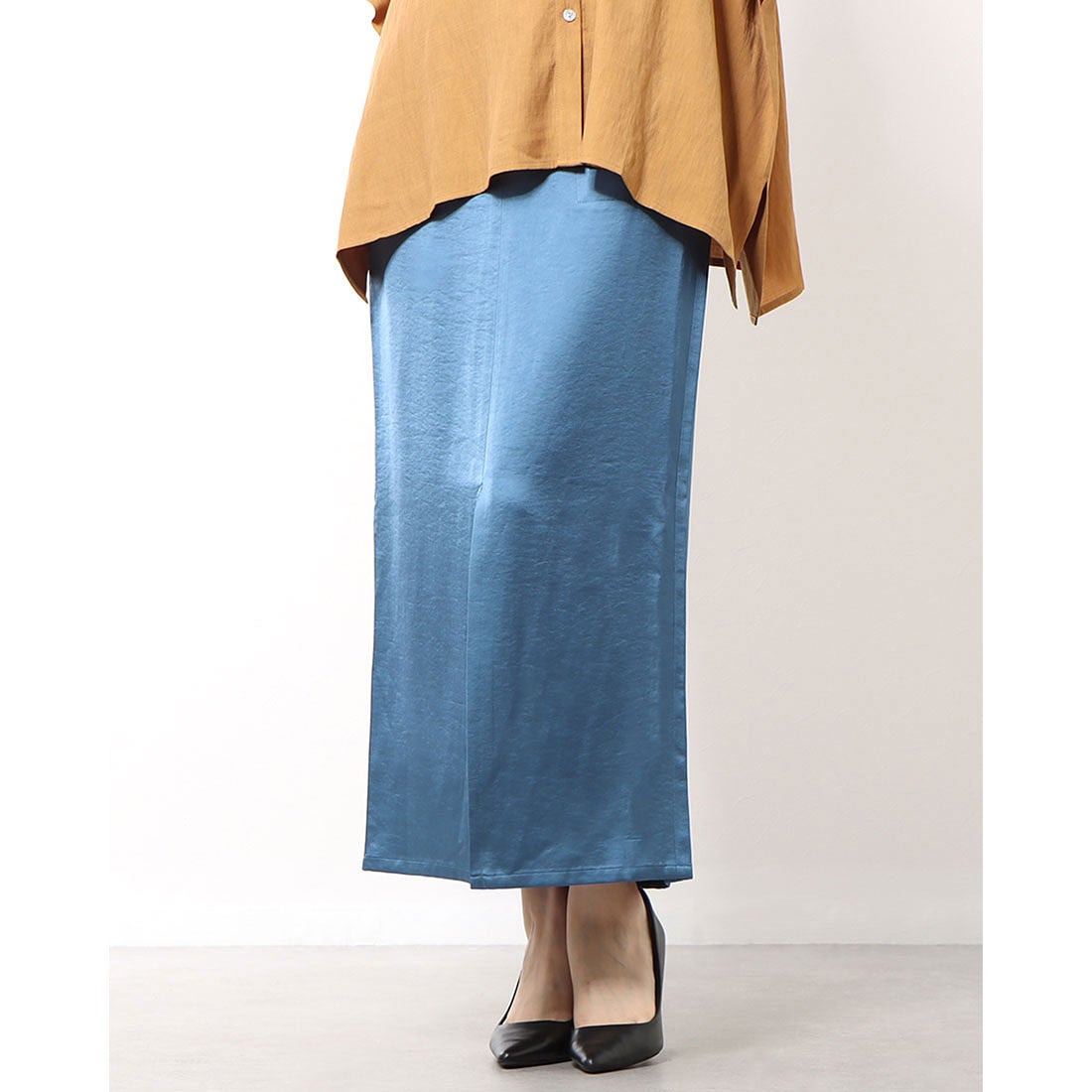ドゥアルシーヴ DOUX ARCHIVES サテンロングタイトスカート （BLUE
