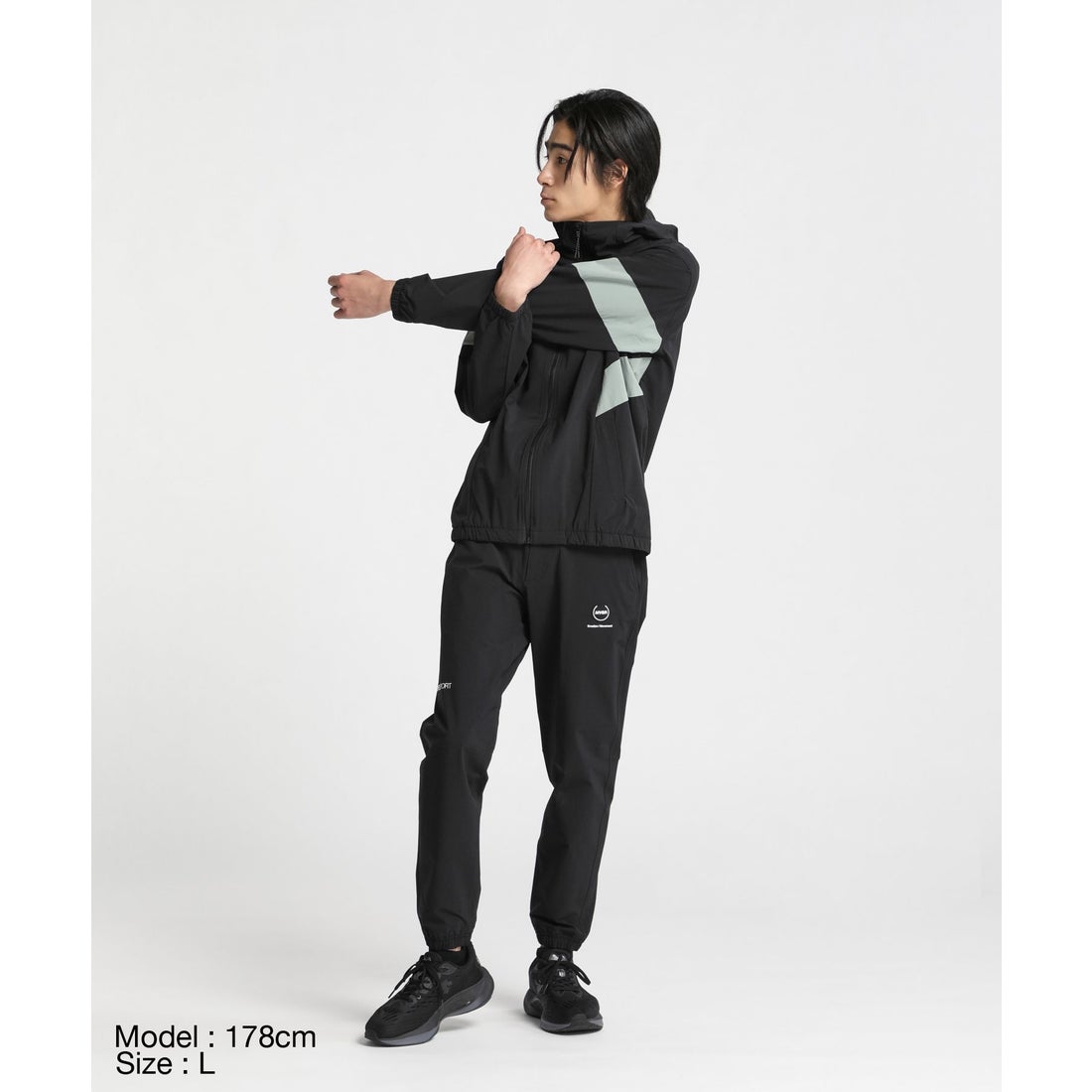 MoveSport 4WAYストレッチナイロン バイカラーフルジップフーディー 