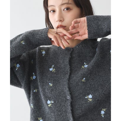 フラワー刺繍クルーネックカーディガン （ライトブルー）｜詳細画像