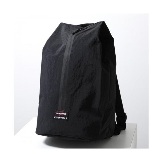 × FEAR OF GOD ESSENTIALS バックパック EK0A5BPH （J0E/OffBlack）