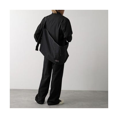 EASTPAK × FEAR OF GOD ESSENTIALS ショルダーバッグ EK0A5BPG （J0E/OffBlack）｜詳細画像