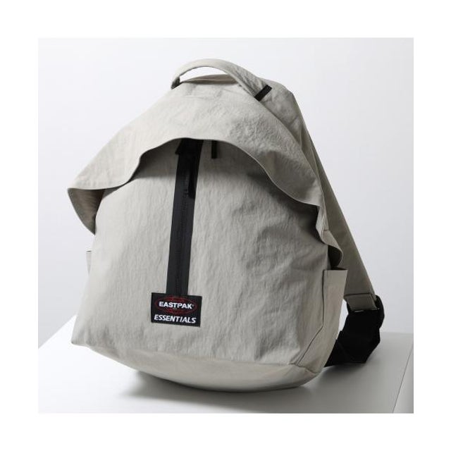 × FEAR OF GOD ESSENTIALS バックパック EK0A5BPE （J0F/CEMENT）