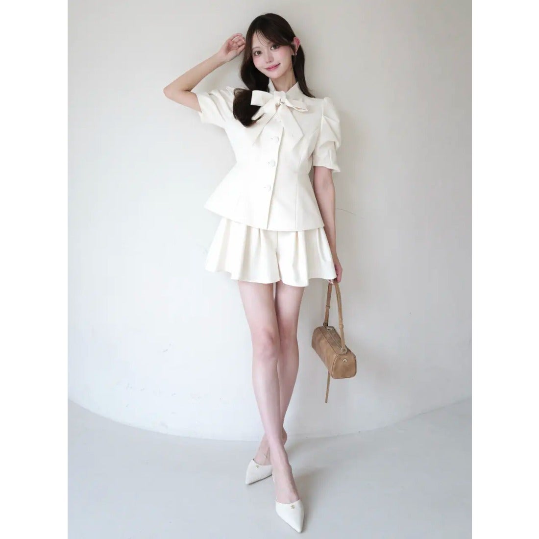 eimy istoireショートパンツ オフホワイト38 エイミーイストワール EIMY ISTOIRE FLARED SHORT PANTS （OFF WHITE