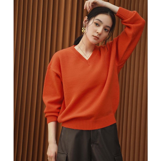 【2026AW】【M～Lサイズ展開】Vネックカラーニットプルオーバー （オレンジ）