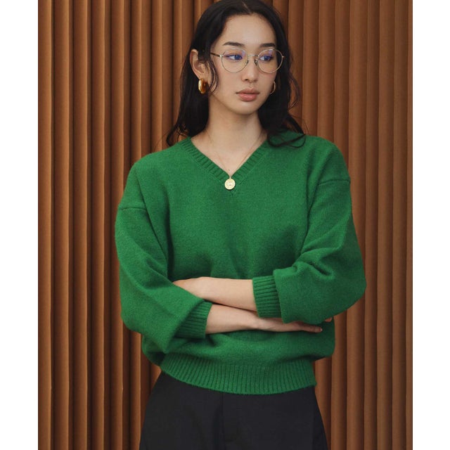 【2026AW】【M～Lサイズ展開】Vネックカラーニットプルオーバー （フォレストグリーン）