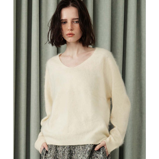 【2026AW】【ウール・カシミヤ・シルク混】Vネックシャギーニットプルオーバー （クリーム）