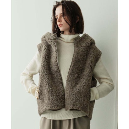 【2026AW】【M～Lサイズ展開】スタンドネックショート丈フェイクファーベスト （モカ）｜詳細画像