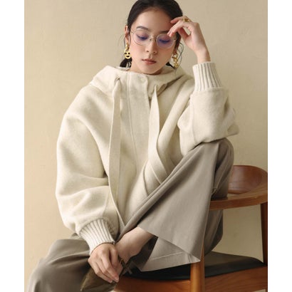 エルフランク ELFRANK 【2026AW】【S～Mサイズ展開】【ダウン90％ / 希少アンゴラ・アルパカ混】立体フード付きブルゾン （アイボリー）｜詳細画像