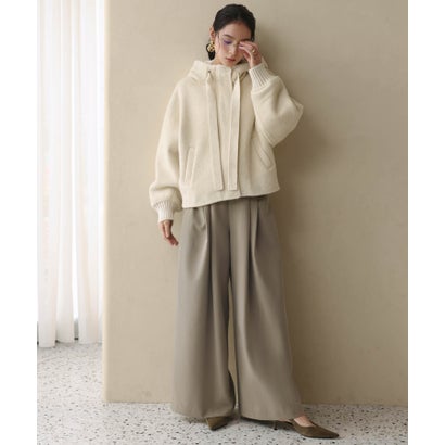 エルフランク ELFRANK 【2026AW】【S～Mサイズ展開】【ダウン90％ / 希少アンゴラ・アルパカ混】立体フード付きブルゾン （アイボリー）｜詳細画像