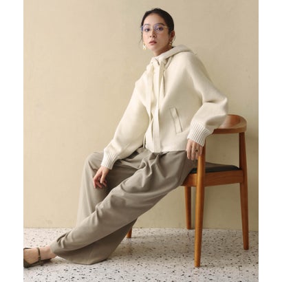 エルフランク ELFRANK 【2026AW】【S～Mサイズ展開】【ダウン90％ / 希少アンゴラ・アルパカ混】立体フード付きブルゾン （アイボリー）｜詳細画像
