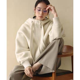 【2026AW】【S～Mサイズ展開】【ダウン90％ / 希少アンゴラ・アルパカ混】立体フード付きブルゾン （アイボリー）