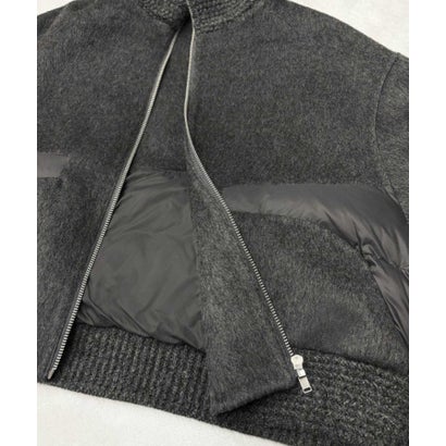 【2026AW】【S～Mサイズ展開】【ダウン90％使用 / 希少アンゴラ混】スタンドカラーショート丈ジップアップブルゾン （チャコールグレー）｜詳細画像
