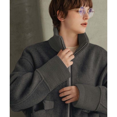 【2026AW】【S～Mサイズ展開】【ダウン90％使用 / 希少アンゴラ混】スタンドカラーショート丈ジップアップブルゾン （チャコールグレー）｜詳細画像