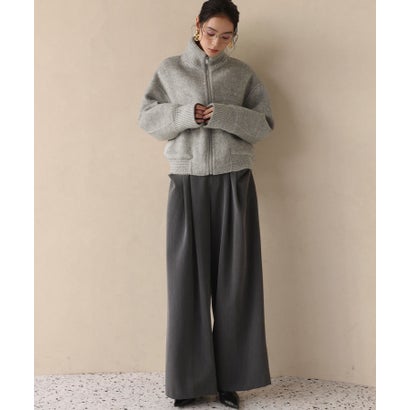 【2026AW】【S～Mサイズ展開】【ダウン90％使用 / 希少アンゴラ混】スタンドカラーショート丈ジップアップブルゾン （ライトグレー）｜詳細画像