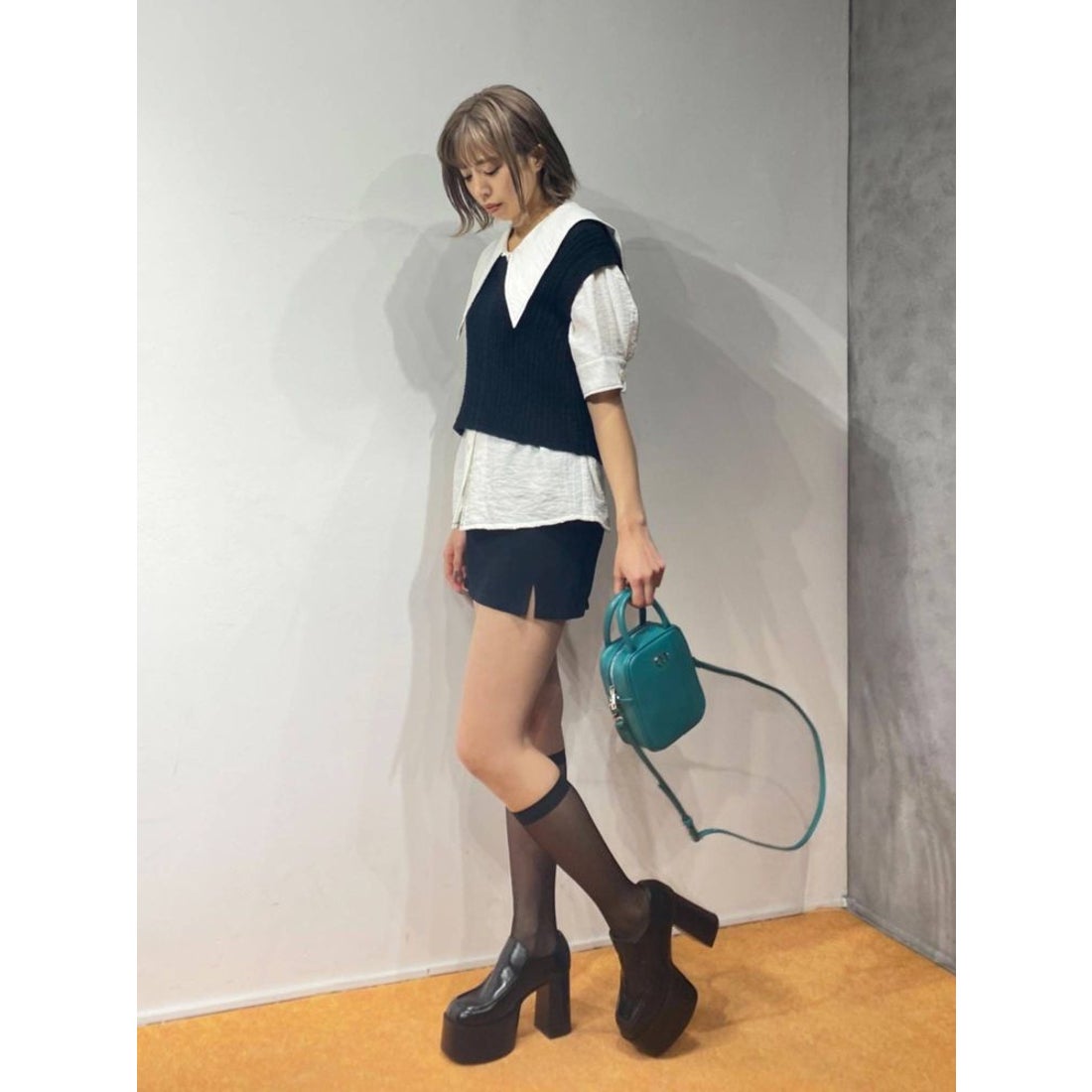 EMODA ビッグカラーブラウス（ベージュ） -ファッション通販 FASHION 
