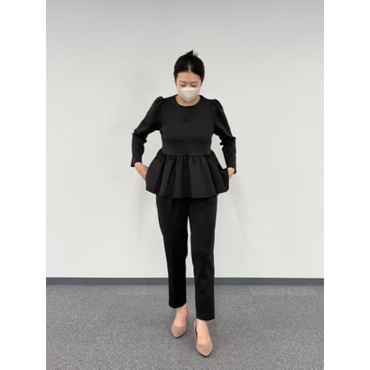 【 無敵のパンツセット 】 ハイストレッチダンボールニット・パールブラウス＆テーパードパンツセット （ブラック）｜詳細画像