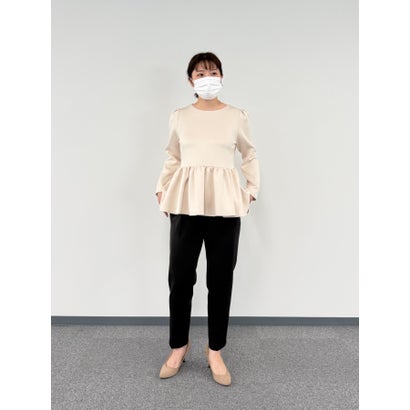 【 無敵のパンツセット 】 ハイストレッチダンボールニット・パールブラウス＆テーパードパンツセット （エクリュ）｜詳細画像