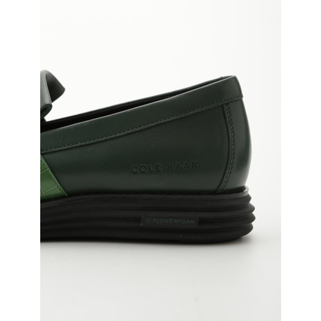 エミ emmi 【emmi×COLE HAAN】KILTIE LOAFER （GRN） -ファッション 
