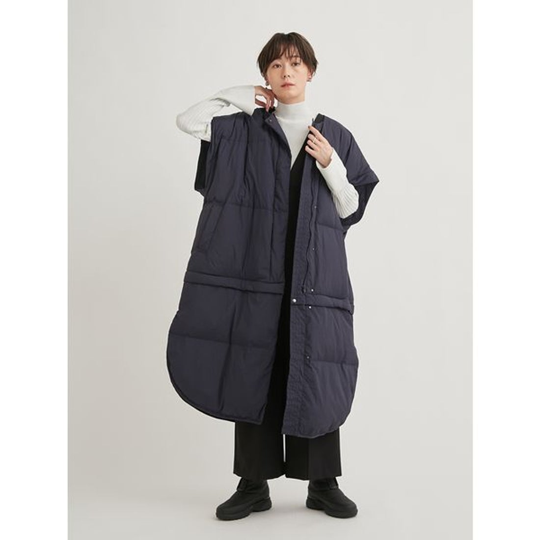 エミ emmi 【emmi atelier】金子綾 ecoマルチウェイダウン （BLK