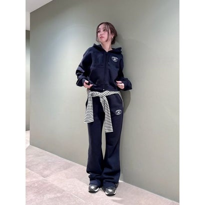 エミ emmi 【New Balance for emmi】Reimagined Fleece Full Zip Hoodie （NVY）｜詳細画像