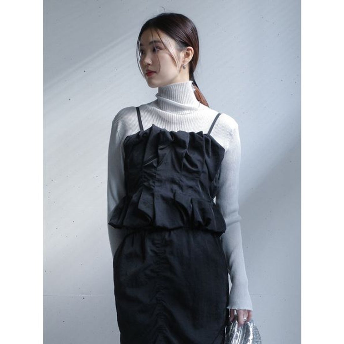 エミ emmi 【emmi atelier】ナイロンビスチェ （IVR） -ファッション 