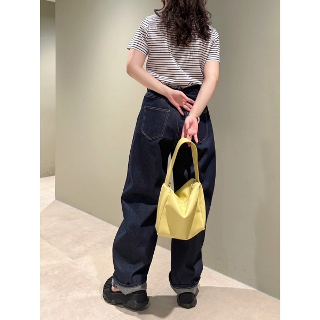 エミ emmi カーブシルエットデニムパンツ （IND） -ファッション通販 