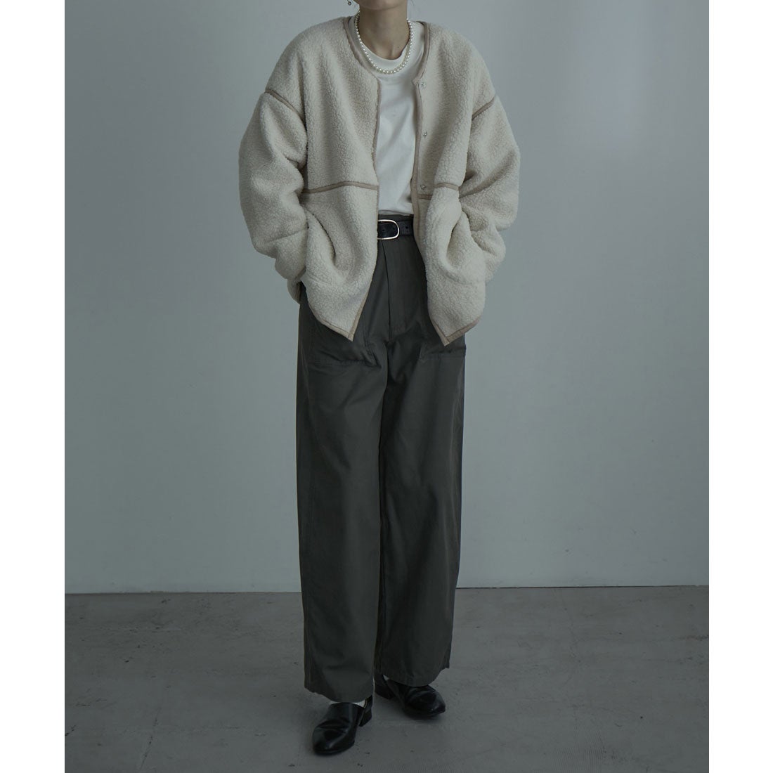 ノーカラーコート パイピングショートコート