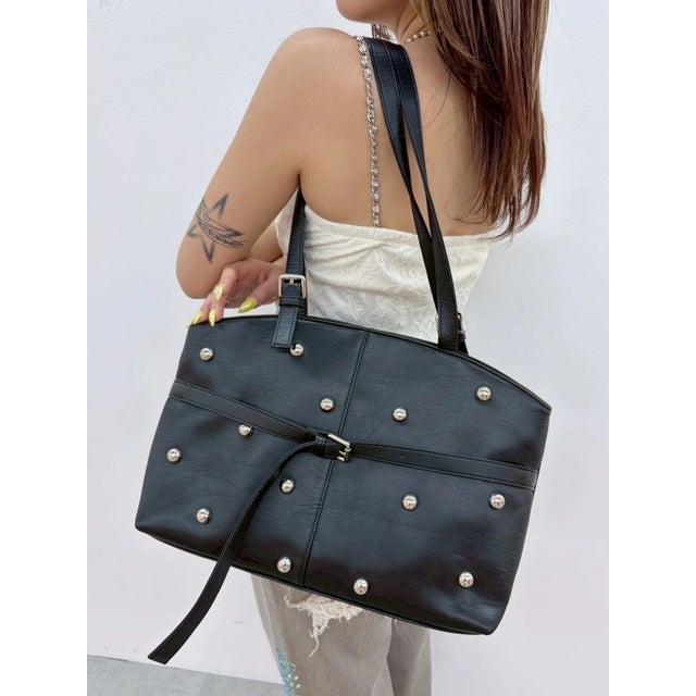 スタッズモチーフBIGショルダーBAG （ブラック）