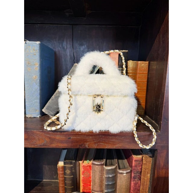 フェイクファーキルティングバニティーBAG （ホワイト）