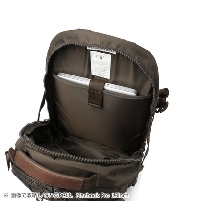 リュック バックパック 大容量 ブランド 2層 軽量 PC収納 15インチ A4 B4 33L FCE 420 re/cor TRAVEL BP 2.0 FCD30262B0003（BLACK）｜詳細画像