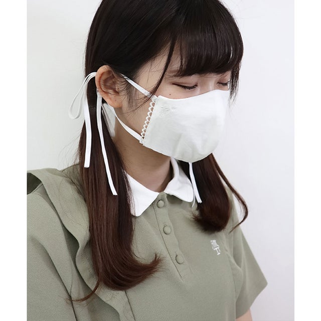 
                    ケース付きミニブーケ刺繍マスク【返品不可商品】 （OFFWHITE）