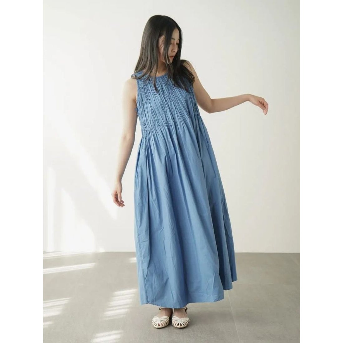 フィーカ FIKA. Shirred cotton onepiece （ブルー） - ファッション 
