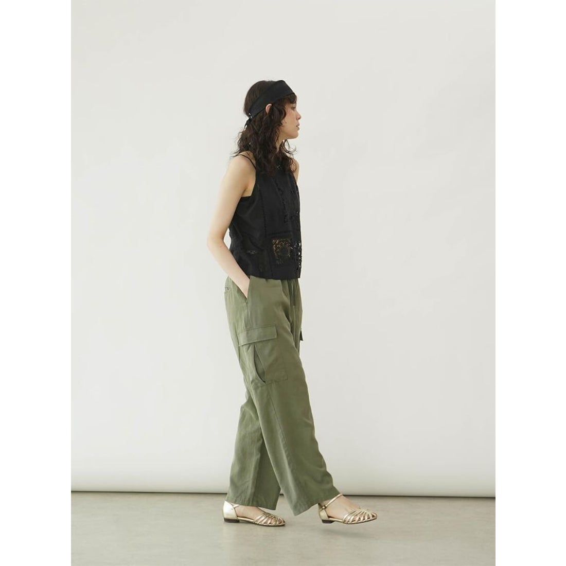 フィーカ FIKA. Cutwork lace blouse （オフホワイト） -ファッション 