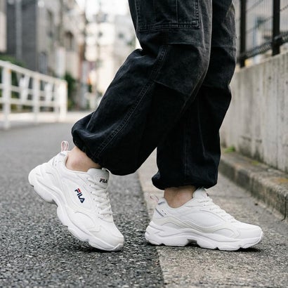 RAYRUN 26 / レイラン26 / カジュアルスニーカー / ランニング （White/Fila Navy/Fila Red）｜詳細画像