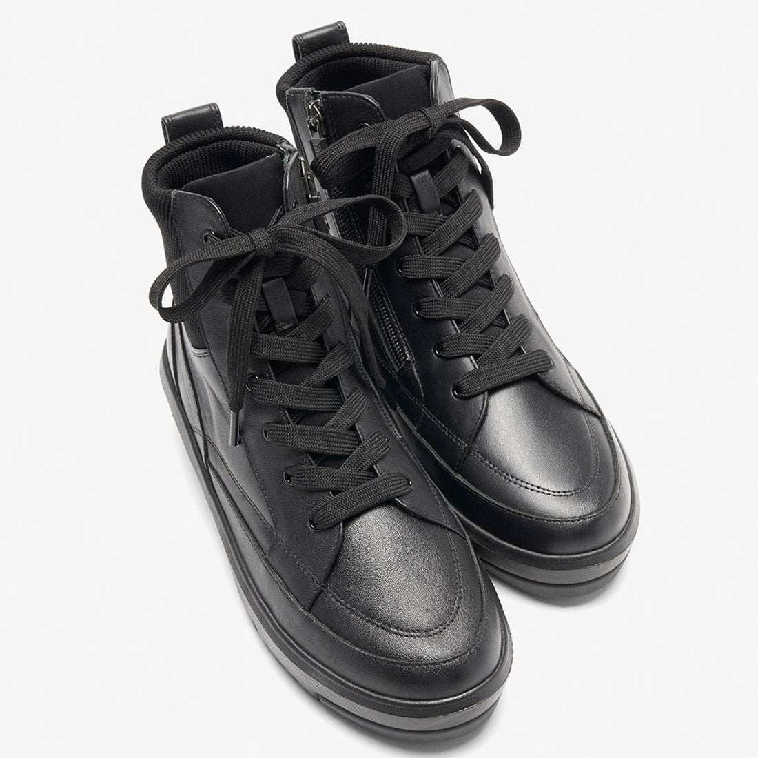 fitfit ハイライズレザーショートブーツ （ブラック） -靴