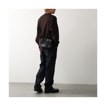 FRED PERRY ショルダーバッグ Tonal Mini Shoulder Bag L2169 （774/BLACK-GOLD/ブラック）｜詳細画像