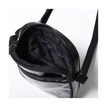 FRED PERRY バッグ Tonal Classic Small Side Bag L2166 （774/BLACK-GOLD/ブラック）｜詳細画像