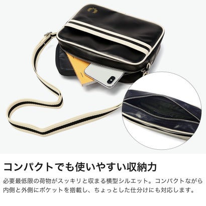 フレッドペリー FRED PERRY ショルダーバッグ ミニショルダー 横型 斜めがけ ミニサイズ バッグ ミニバッグ ブランド 軽量 コンパクト ポシェット 2L A5 Classic Mini Shoulder Bag L2168 （NAVY×ECRU）｜詳細画像