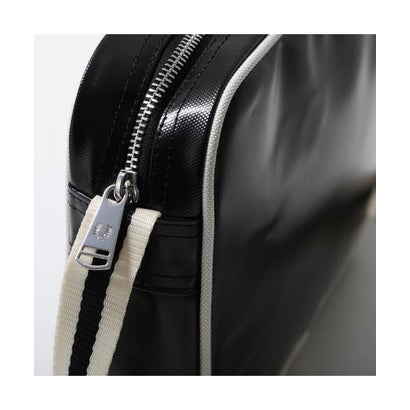 FRED PERRY ショルダーバッグ Classic Mini Shoudler Bag L2168 （D57/BLACK-ECRU/ブラック）｜詳細画像